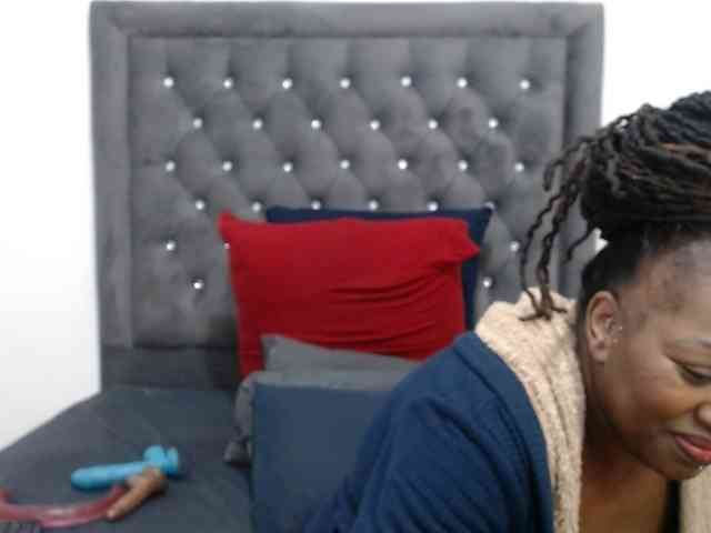 ChocSexcBeast webcam