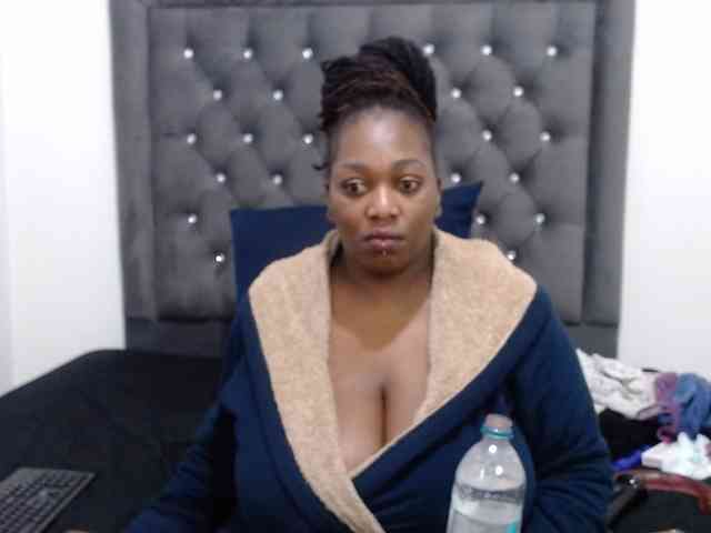 ChocSexcBeast webcam