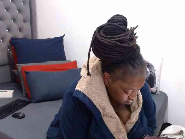 ChocSexcBeast webcam