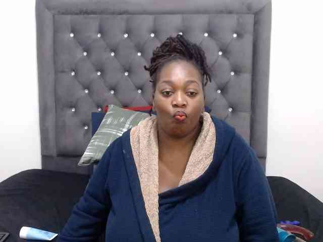 ChocSexcBeast webcam