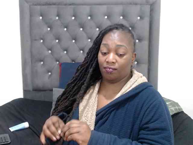 ChocSexcBeast webcam