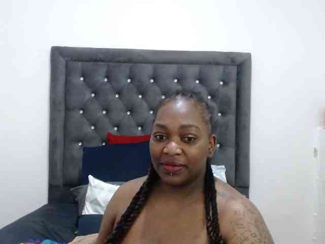 ChocSexcBeast webcam