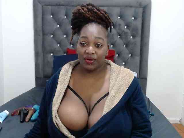 ChocSexcBeast webcam