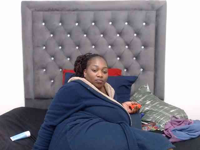 ChocSexcBeast webcam