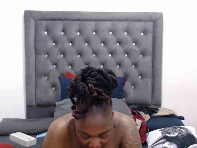 ChocSexcBeast webcam