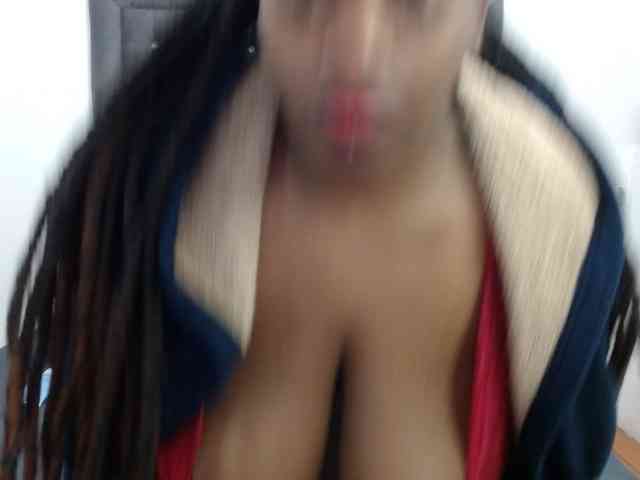 ChocSexcBeast webcam