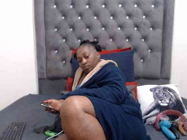 ChocSexcBeast webcam