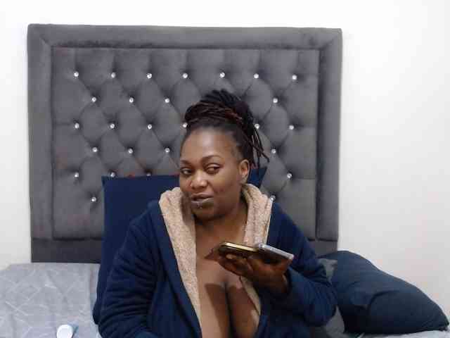 ChocSexcBeast webcam