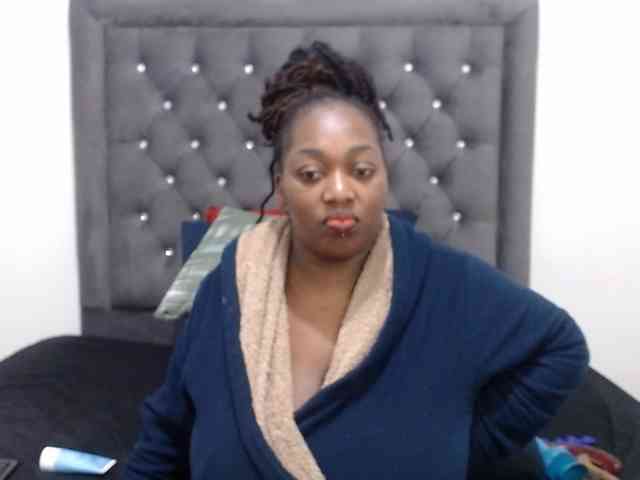 ChocSexcBeast webcam