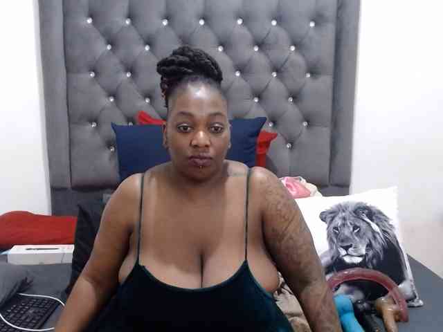 ChocSexcBeast webcam