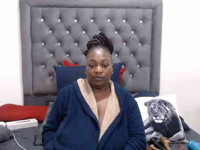 ChocSexcBeast webcam