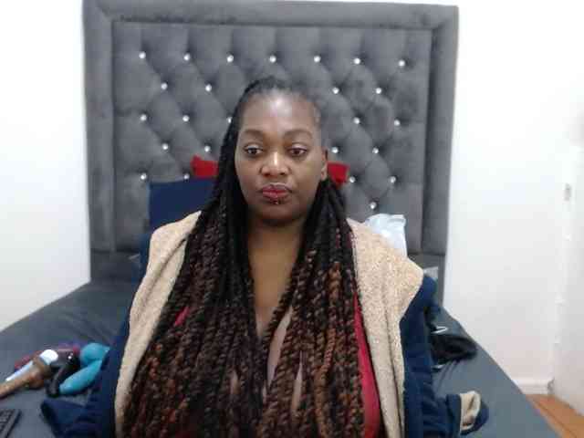 ChocSexcBeast webcam