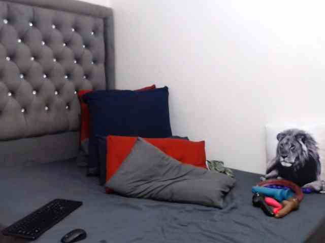 ChocSexcBeast webcam