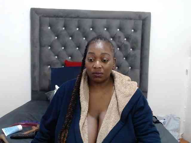 ChocSexcBeast webcam