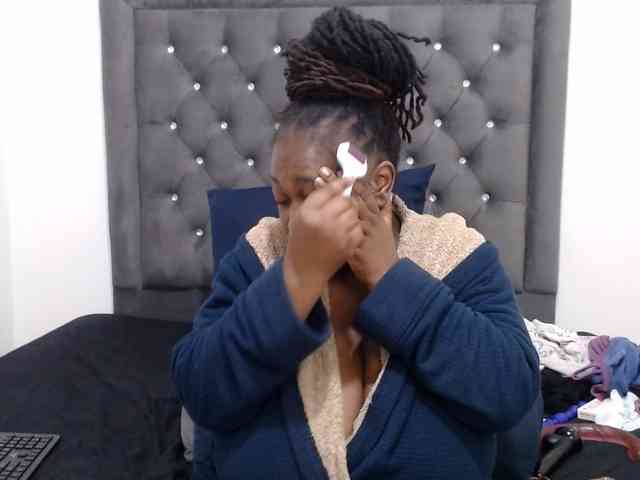 ChocSexcBeast webcam