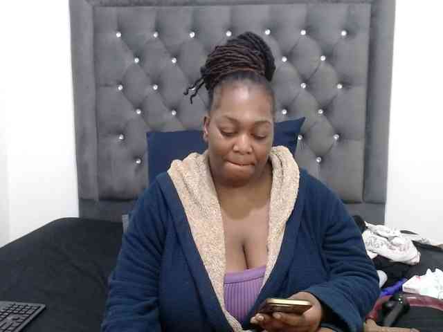 ChocSexcBeast webcam