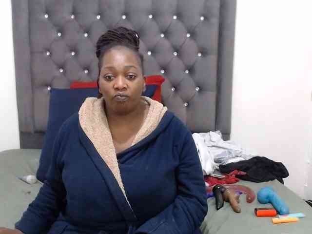 ChocSexcBeast webcam