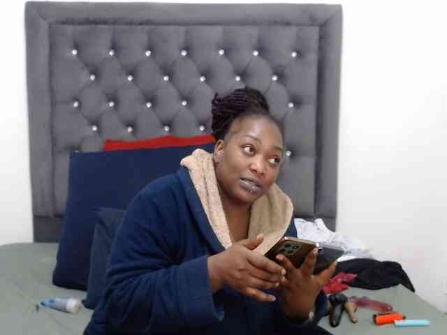 ChocSexcBeast webcam