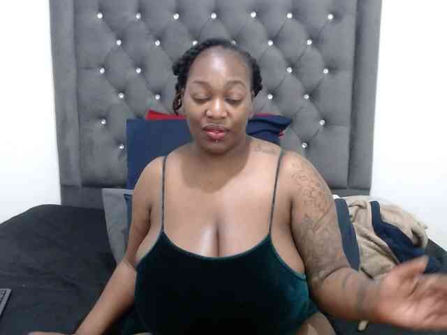ChocSexcBeast webcam