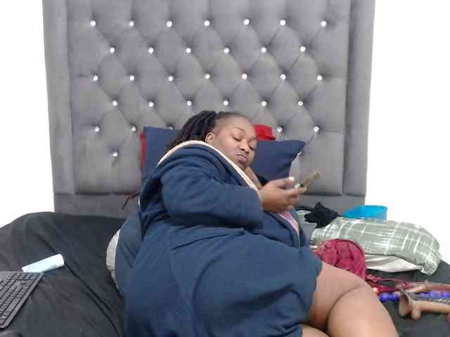 ChocSexcBeast webcam