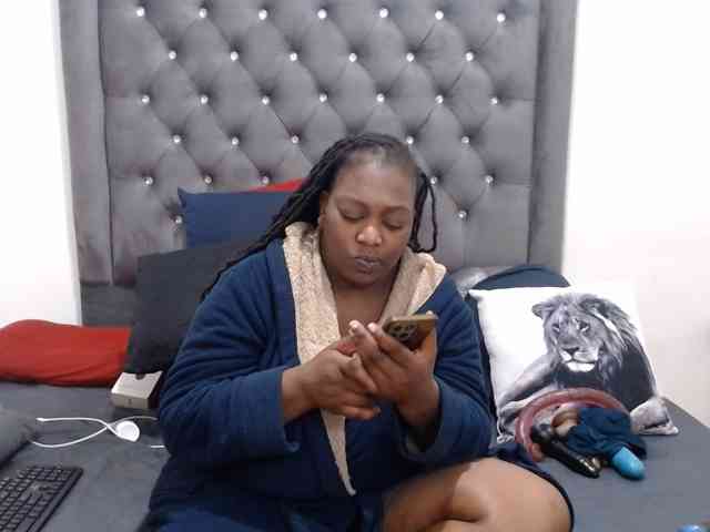 ChocSexcBeast webcam