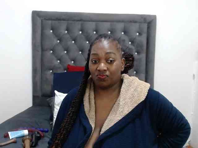 ChocSexcBeast webcam