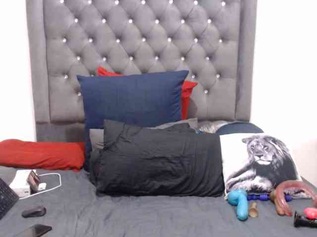 ChocSexcBeast webcam