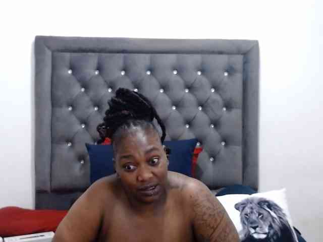 ChocSexcBeast webcam