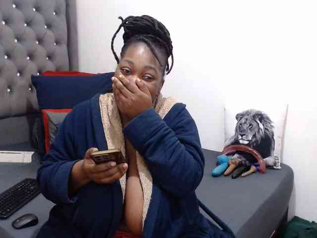 ChocSexcBeast webcam