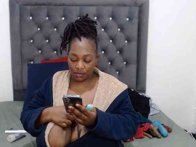 ChocSexcBeast webcam
