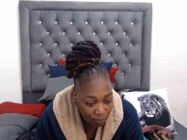 ChocSexcBeast webcam