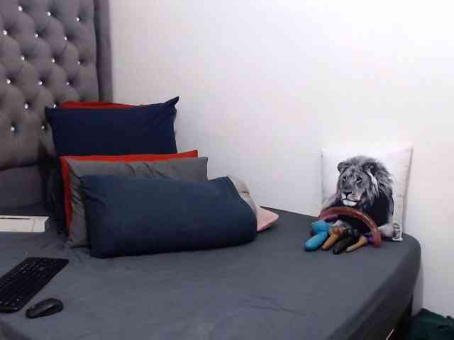 ChocSexcBeast webcam