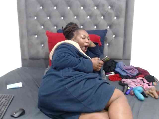 ChocSexcBeast webcam