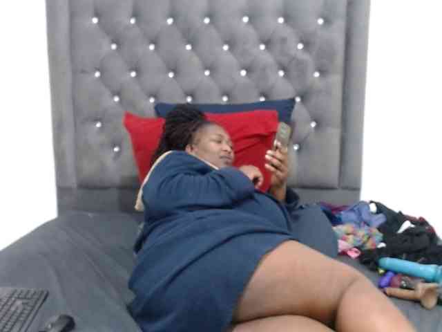 ChocSexcBeast webcam