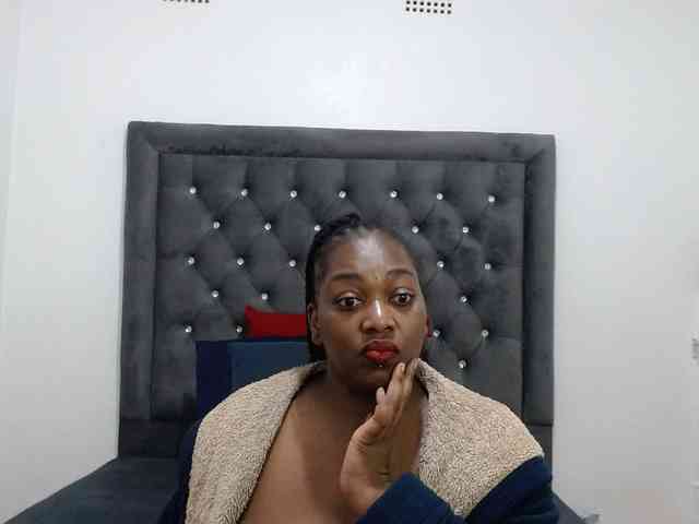 ChocSexcBeast webcam