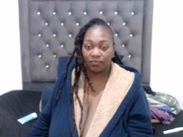 ChocSexcBeast webcam