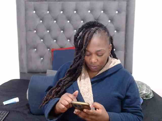 ChocSexcBeast webcam