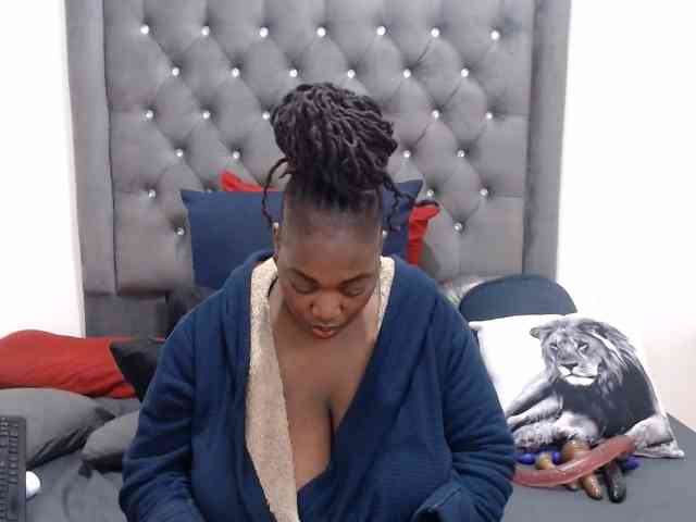 ChocSexcBeast webcam