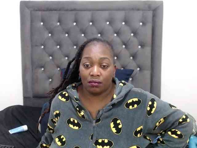 ChocSexcBeast webcam