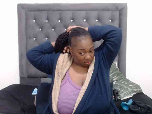 ChocSexcBeast webcam