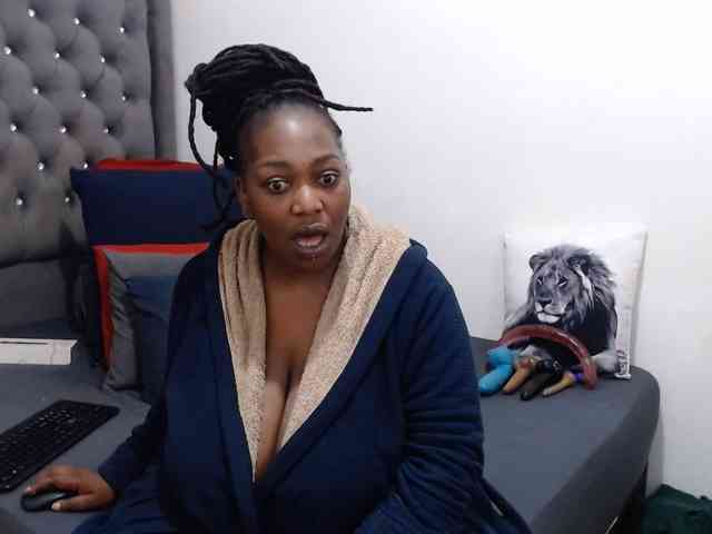 ChocSexcBeast webcam