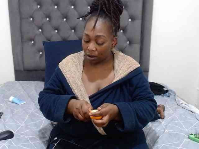 ChocSexcBeast webcam
