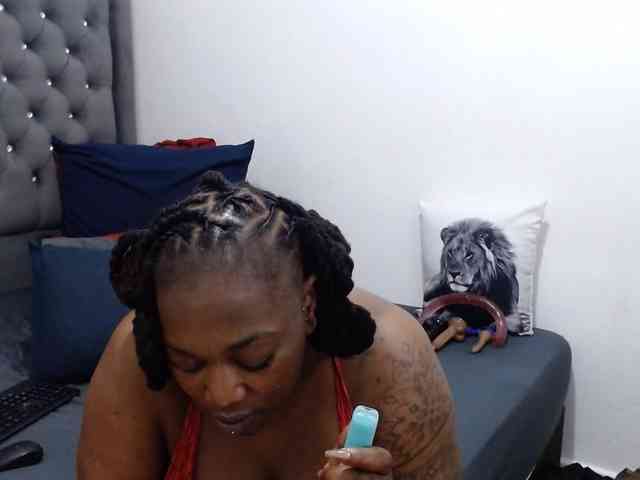 ChocSexcBeast webcam