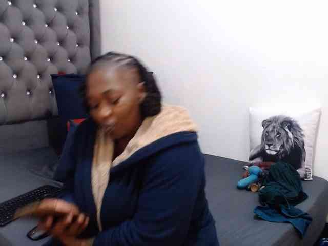 ChocSexcBeast webcam