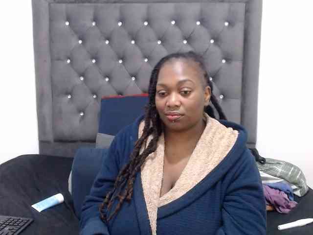 ChocSexcBeast webcam