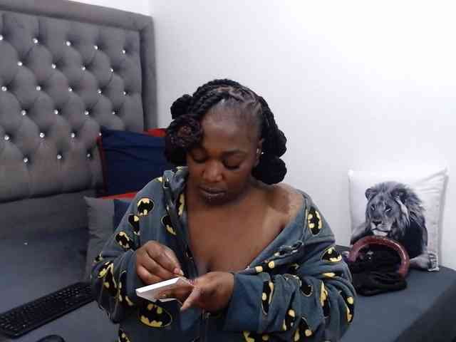 ChocSexcBeast webcam