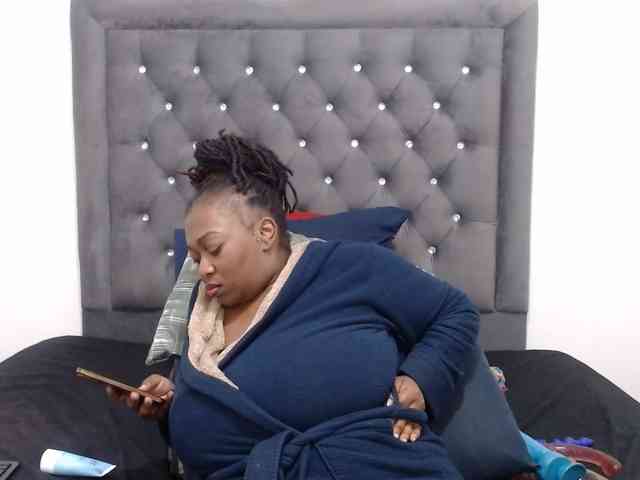 ChocSexcBeast webcam