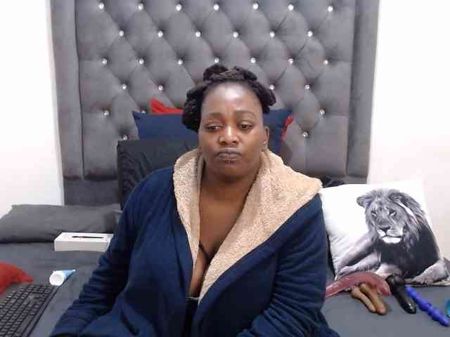 ChocSexcBeast webcam