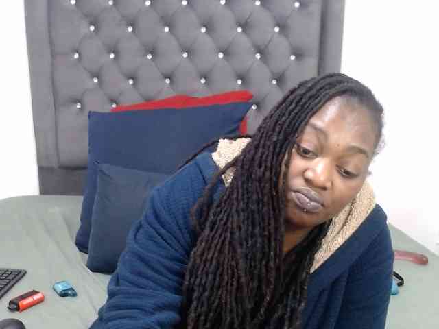 ChocSexcBeast webcam