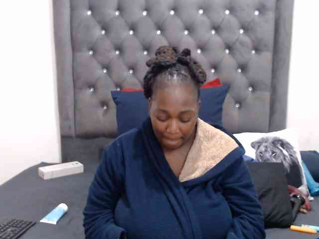 ChocSexcBeast webcam